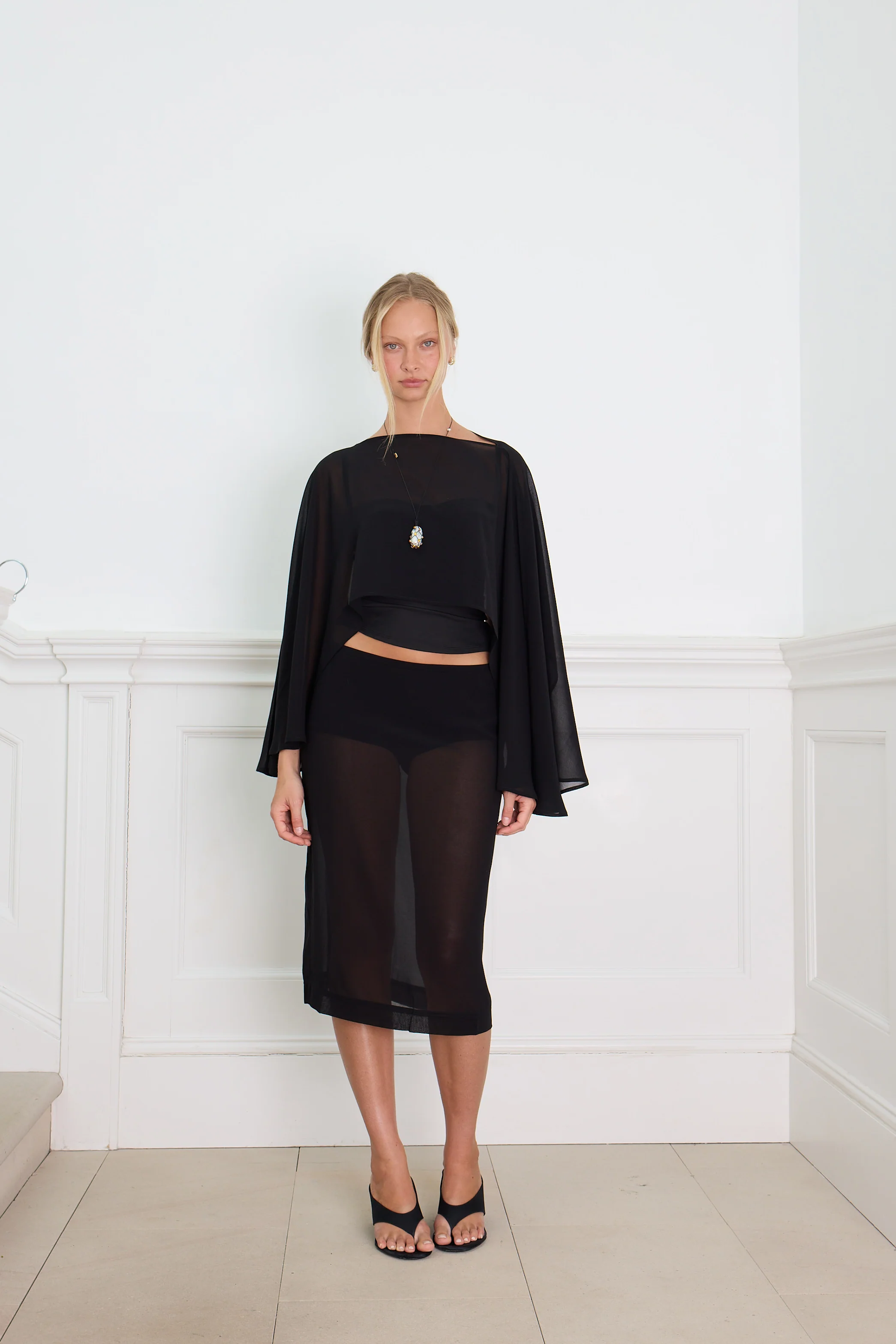 SHEER SHAWL black - Image 10