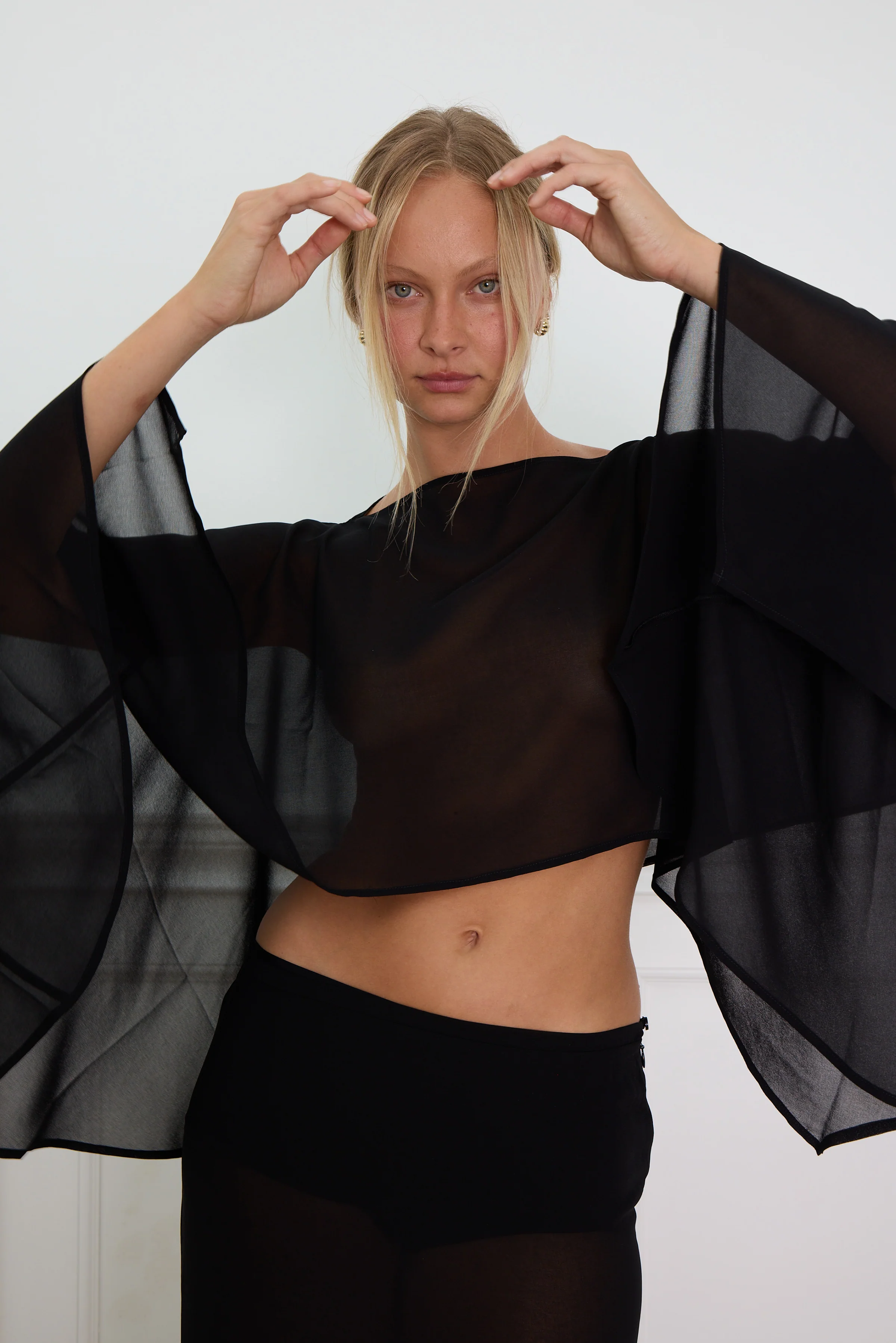 SHEER SHAWL black - Image 9